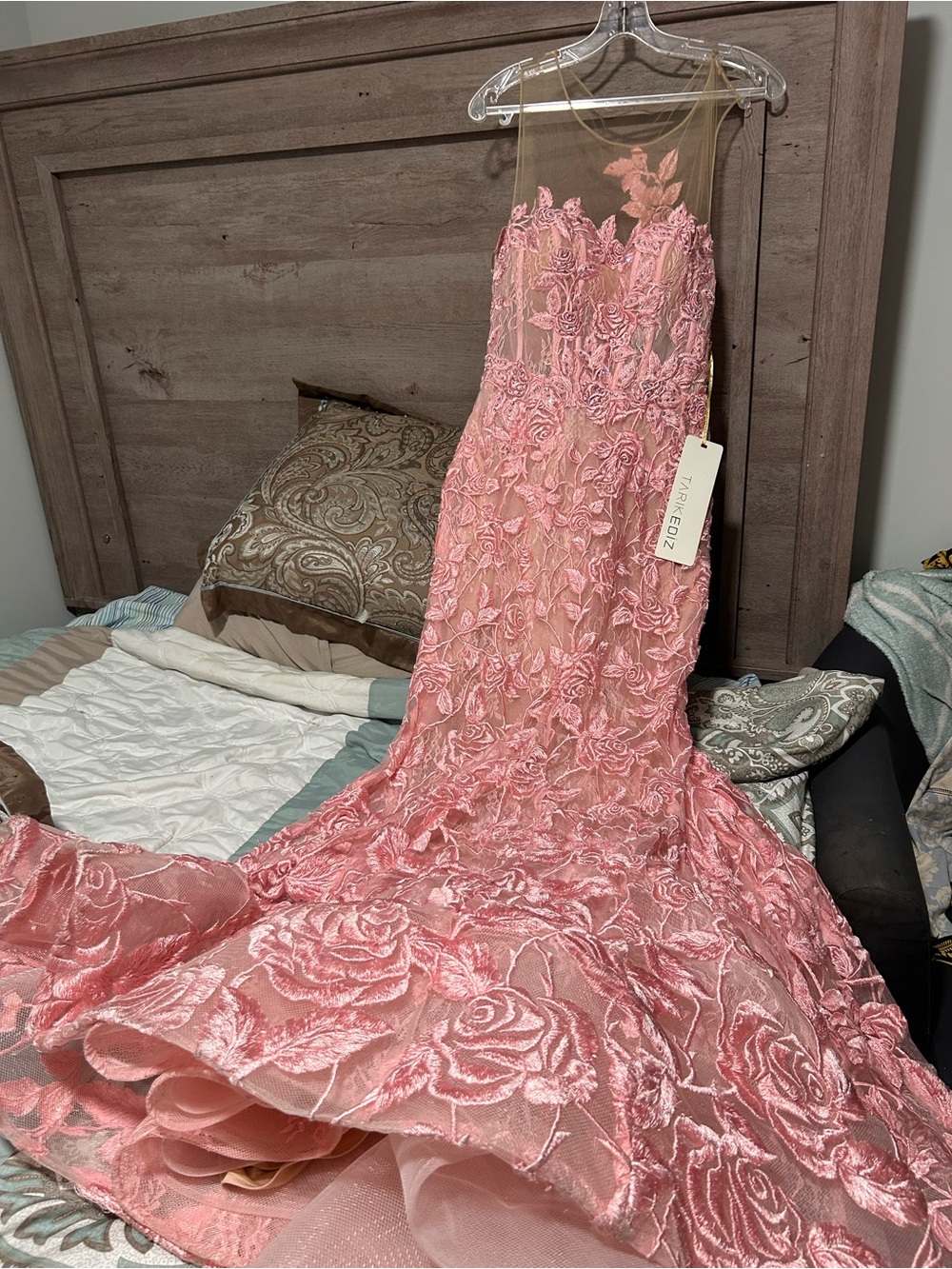 Tarik Ediz Pink Floral Embroidered Mesh Gown with train size 8/ New
